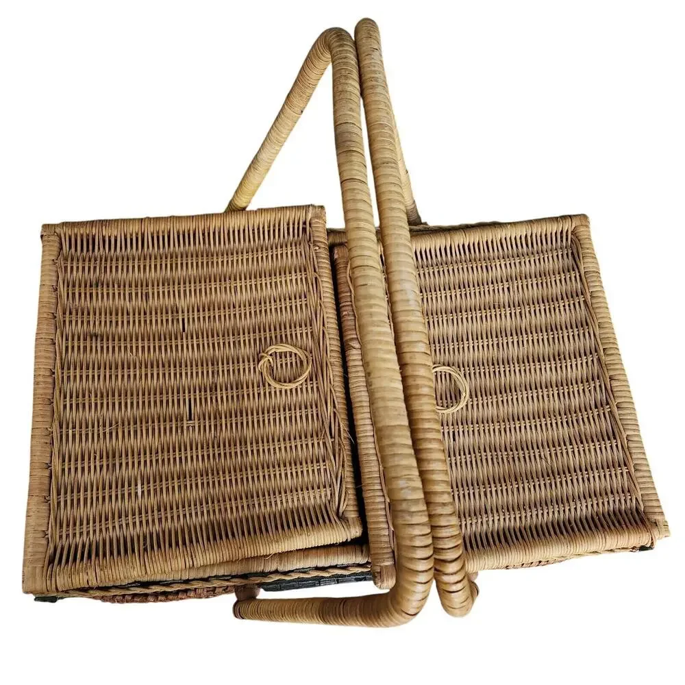 Wicker Half Round With‎ Sunflower and Handles 14.5''